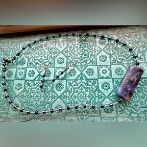 Gemstone & beads necklace with matching pair of earrings